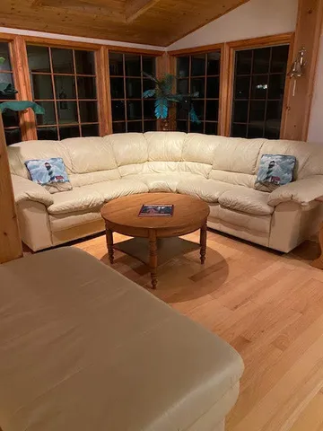 $1,379,999 | W2060 Kings Lane, East Troy, WI 53120