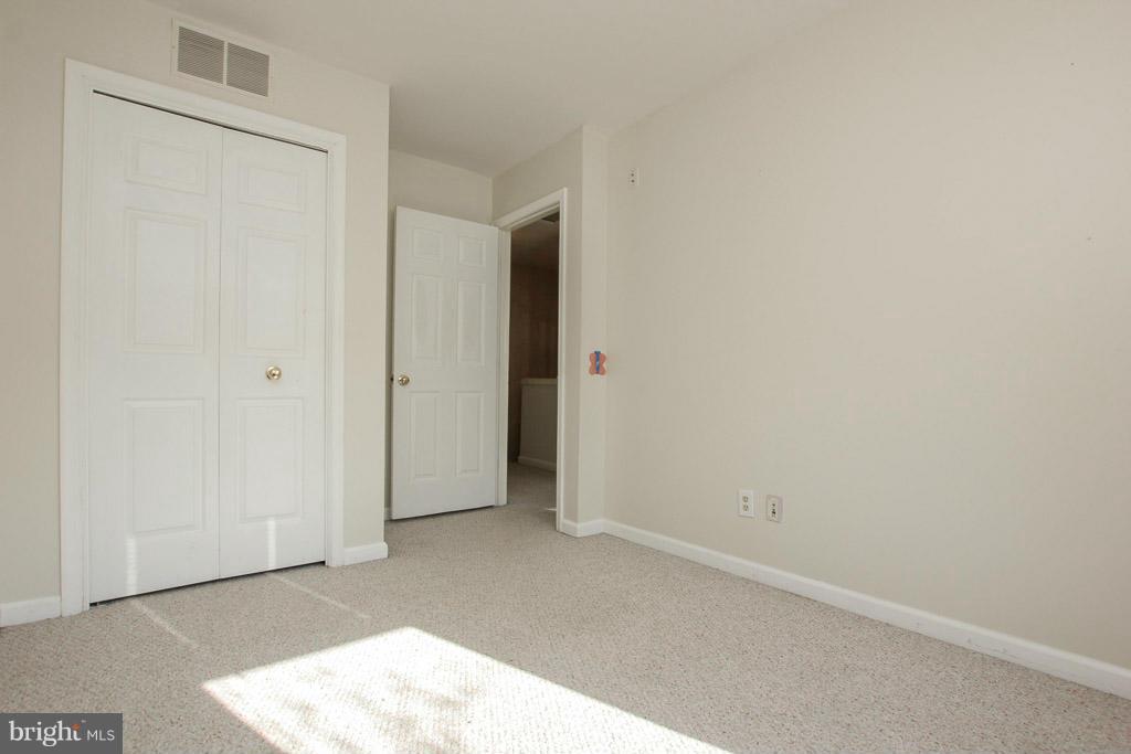 306 Harrogate Road Fredericksburg, VA 22406 - Photo 16 of 27 Bedroom