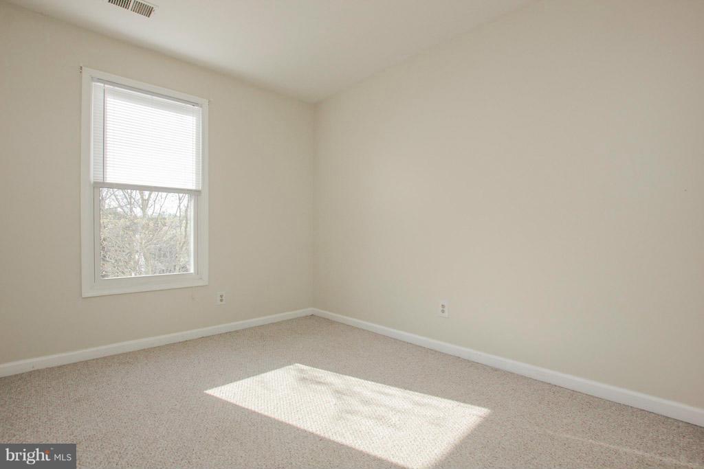306 Harrogate Road Fredericksburg, VA 22406 - Photo 17 of 27 Bedroom