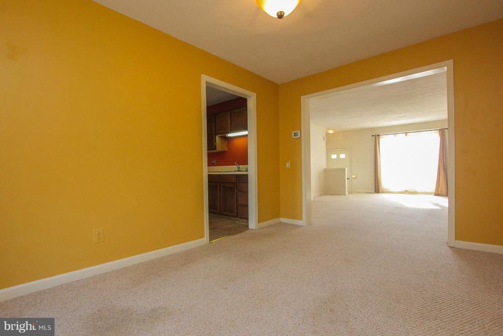 306 Harrogate Road Fredericksburg, VA 22406 - Photo 10 of 27 Dining Room