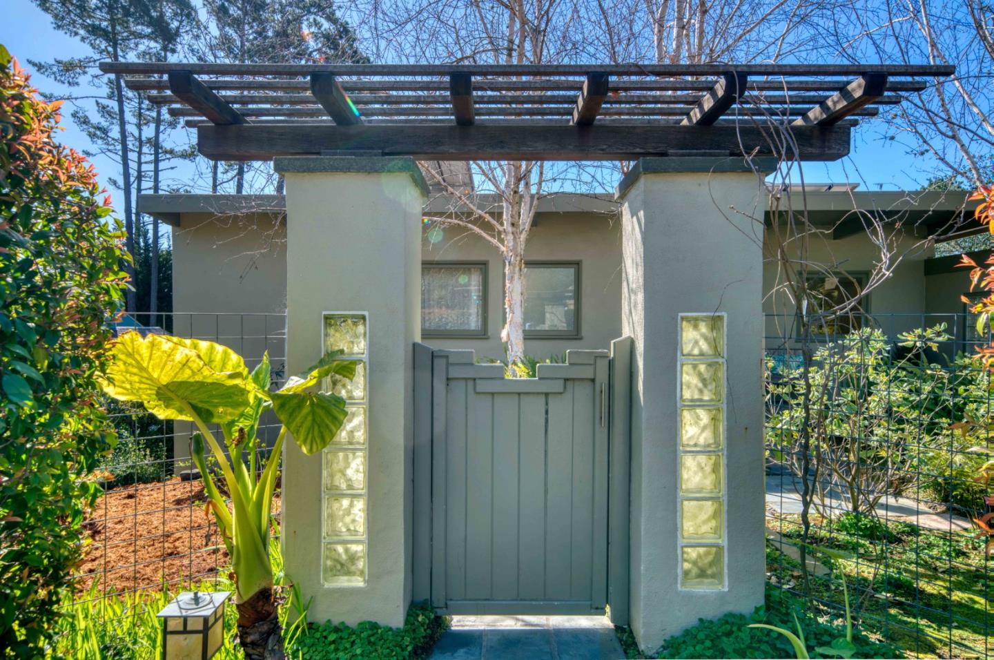 554 Francisco Street El Granada, CA 94018 - Photo 29 of 43 Gallery Image 29