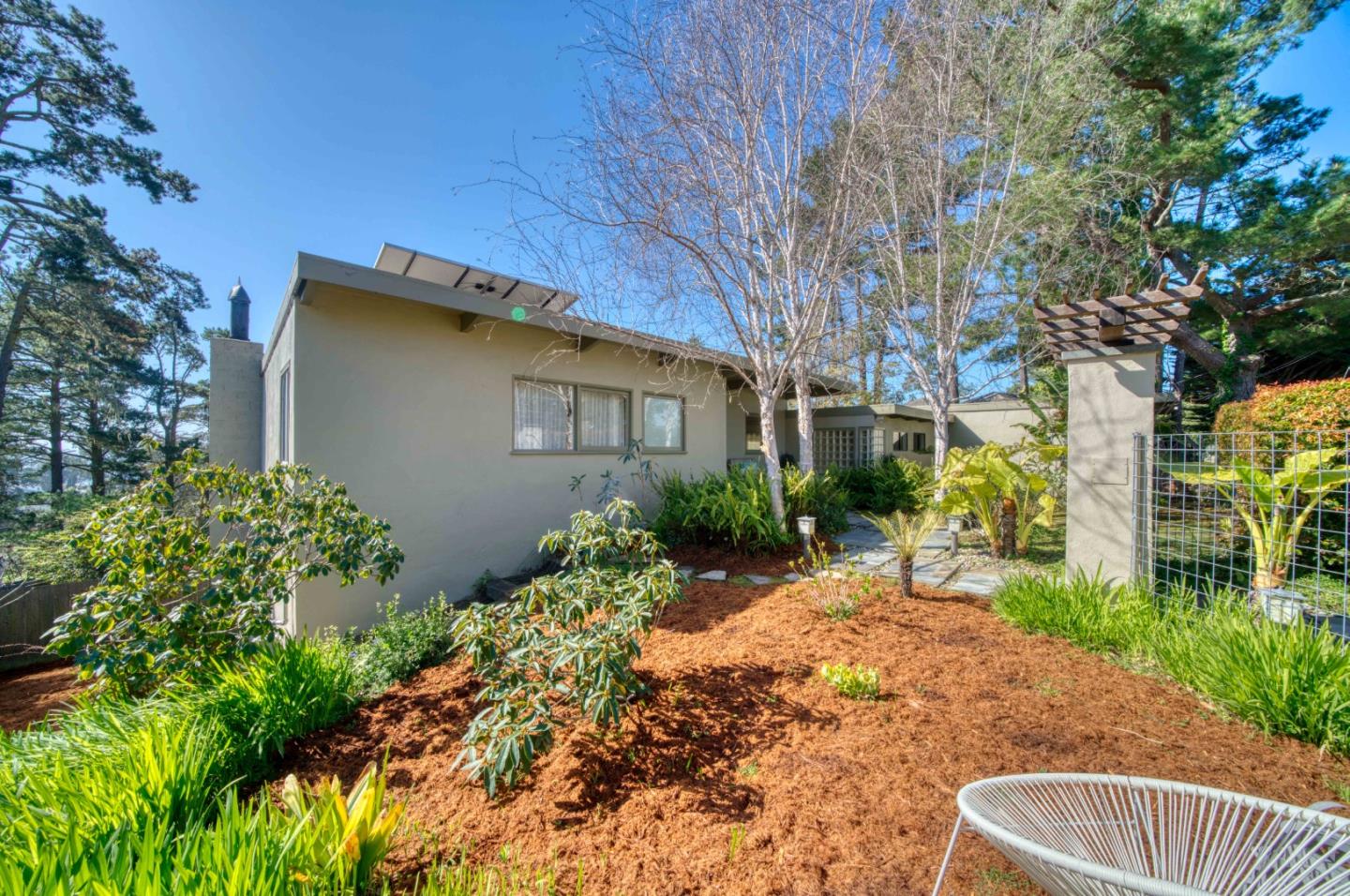 554 Francisco Street El Granada, CA 94018 - Photo 32 of 43 Gallery Image 32