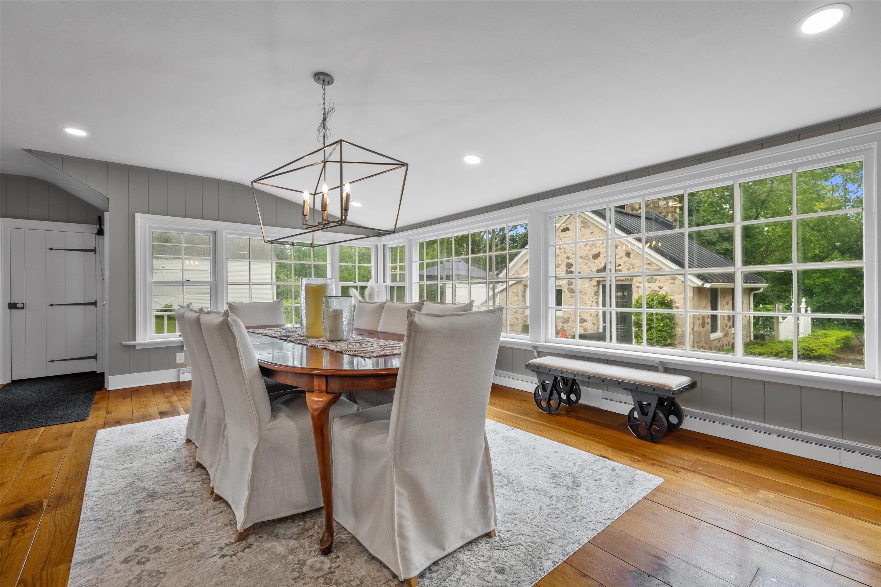 12112 North Wauwatosa Road Mequon, WI 53092 - Photo 19 of 72 Dining Room