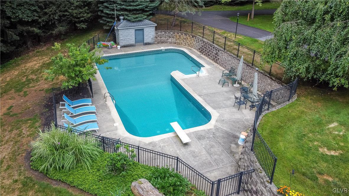 2310 Honeysuckle Road Allentown, PA 18103 - Photo 5 of 40 INGROUND POOL