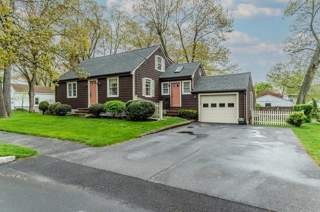 77 John Carver Road Reading, MA 01867 - Photo 1 of 28 Gallery Image 1