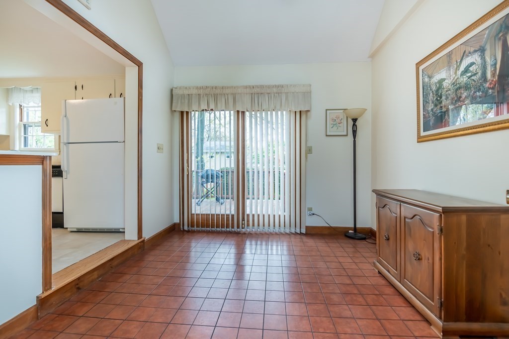 77 John Carver Road Reading, MA 01867 - Photo 12 of 28 Gallery Image 12