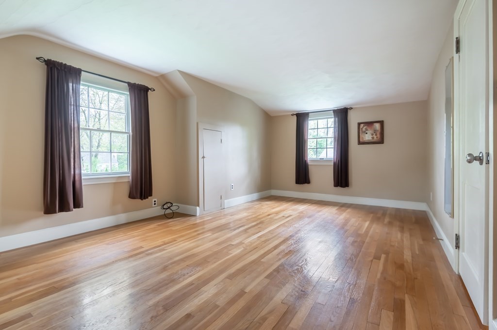 77 John Carver Road Reading, MA 01867 - Photo 20 of 28 Gallery Image 20