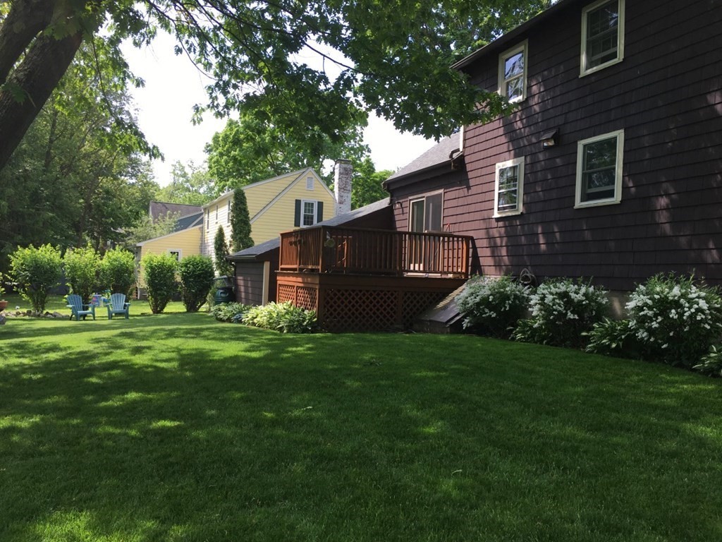 77 John Carver Road Reading, MA 01867 - Photo 27 of 28 Gallery Image 27