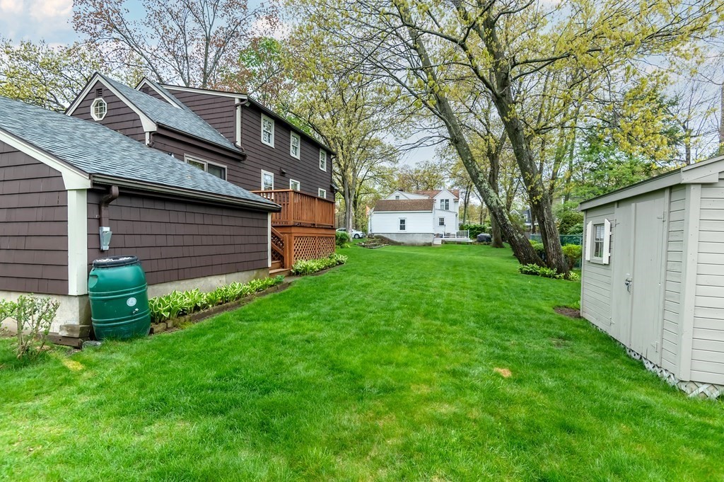 77 John Carver Road Reading, MA 01867 - Photo 3 of 28 Gallery Image 3