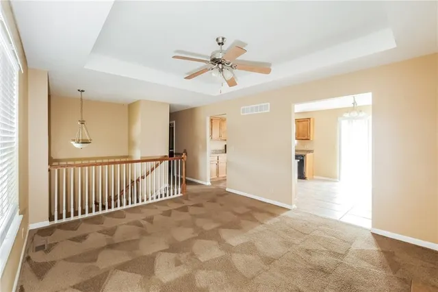 $2,085 | 1613 Northwest High View Drive, Grain Valley, MO 64029