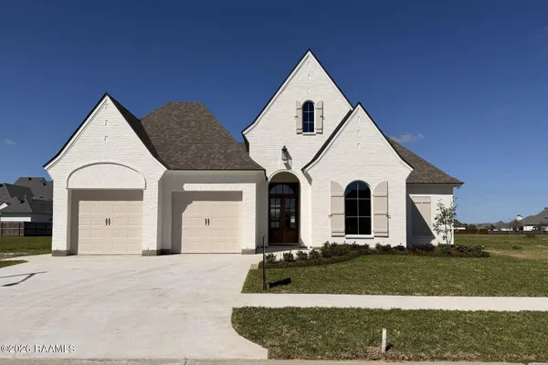 $749,000 | 102 Saltmeadow Lane, Lafayette, LA 70508