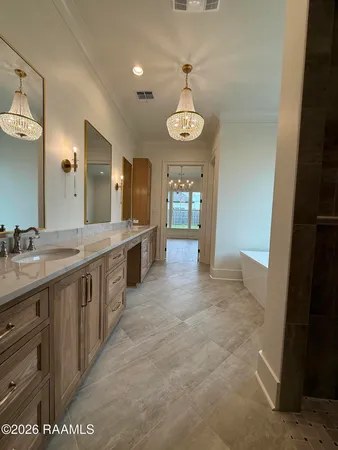 $749,000 | 102 Saltmeadow Lane, Lafayette, LA 70508