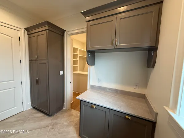 $749,000 | 102 Saltmeadow Lane, Lafayette, LA 70508