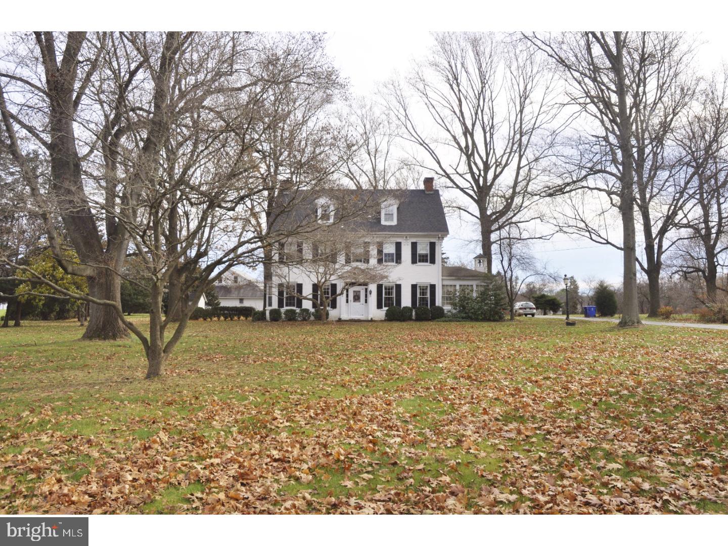 215 Burrs Road Westampton, NJ 08060 - Photo 2 of 13 Gallery Image 2