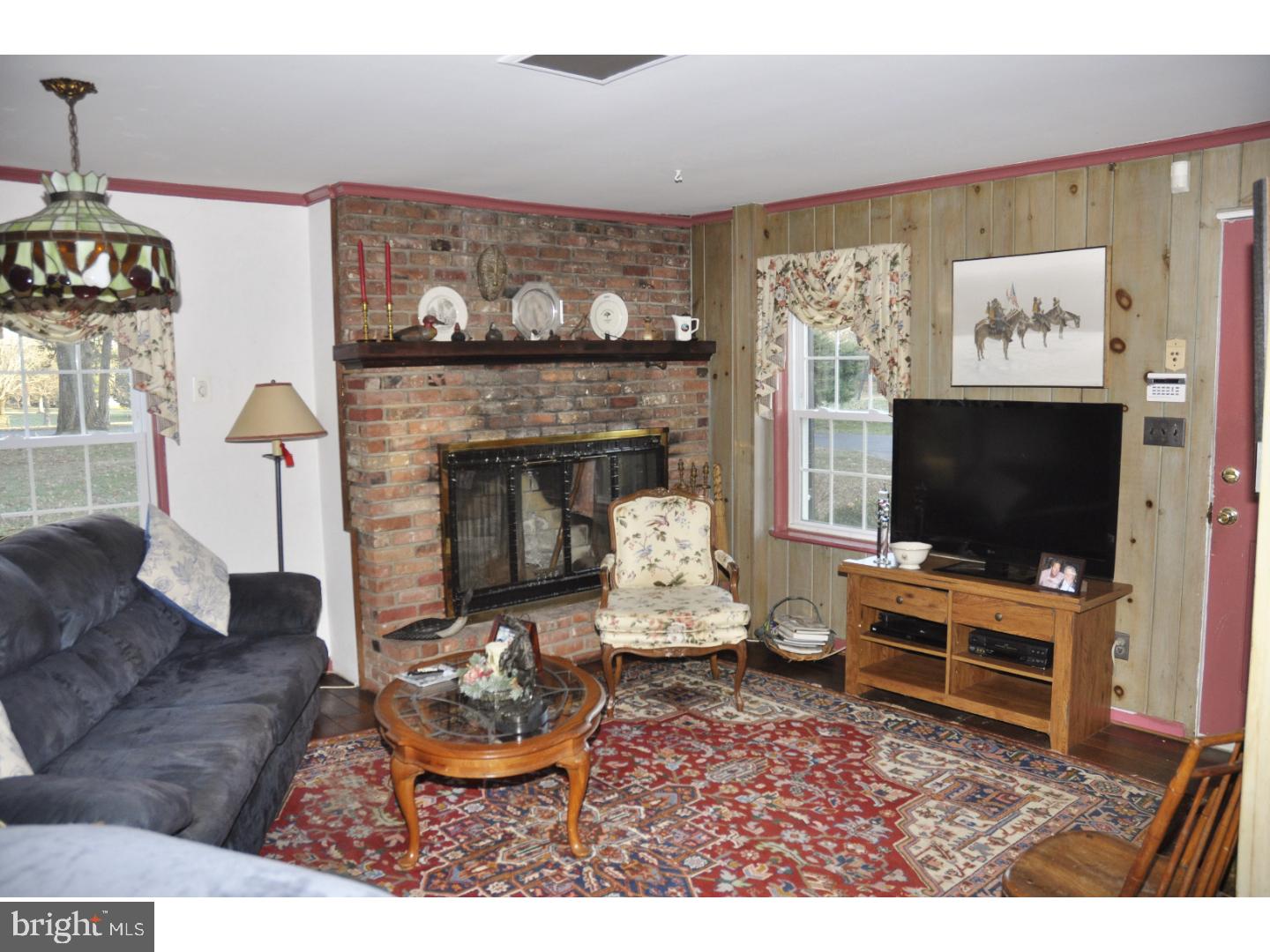215 Burrs Road Westampton, NJ 08060 - Photo 7 of 13 Gallery Image 7