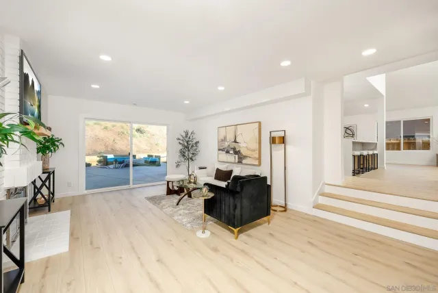 $1,649,000 | 10720 Old Saybrook Drive, San Diego, CA 92129