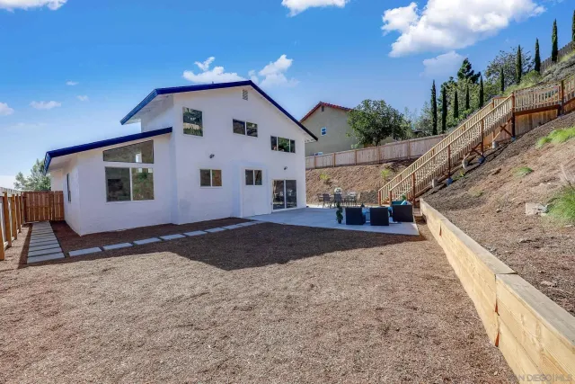 $1,649,000 | 10720 Old Saybrook Drive, San Diego, CA 92129