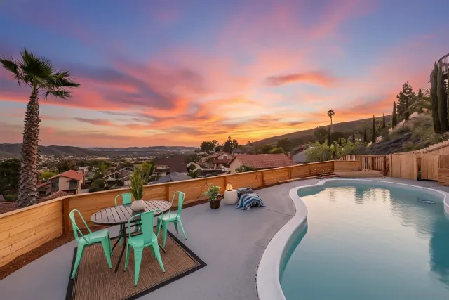 $1,649,000 | 10720 Old Saybrook Drive, San Diego, CA 92129