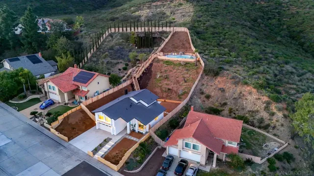 $1,649,000 | 10720 Old Saybrook Drive, San Diego, CA 92129