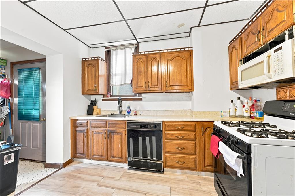 1014 2nd Street McKees Rocks, PA 15136 - Photo 11 of 35 Gallery Image 11