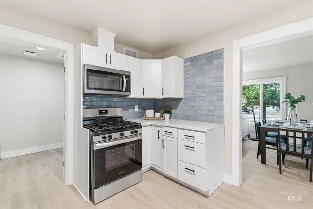 $575,000 | 325 West Howe Street, Boise, ID 83706