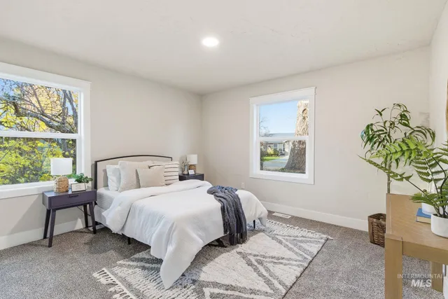 $575,000 | 325 West Howe Street, Boise, ID 83706