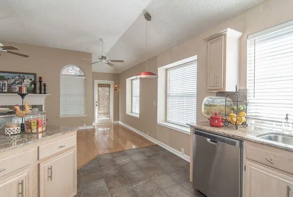 $2,700 | 10212 Waters Drive, Irving, TX 75063