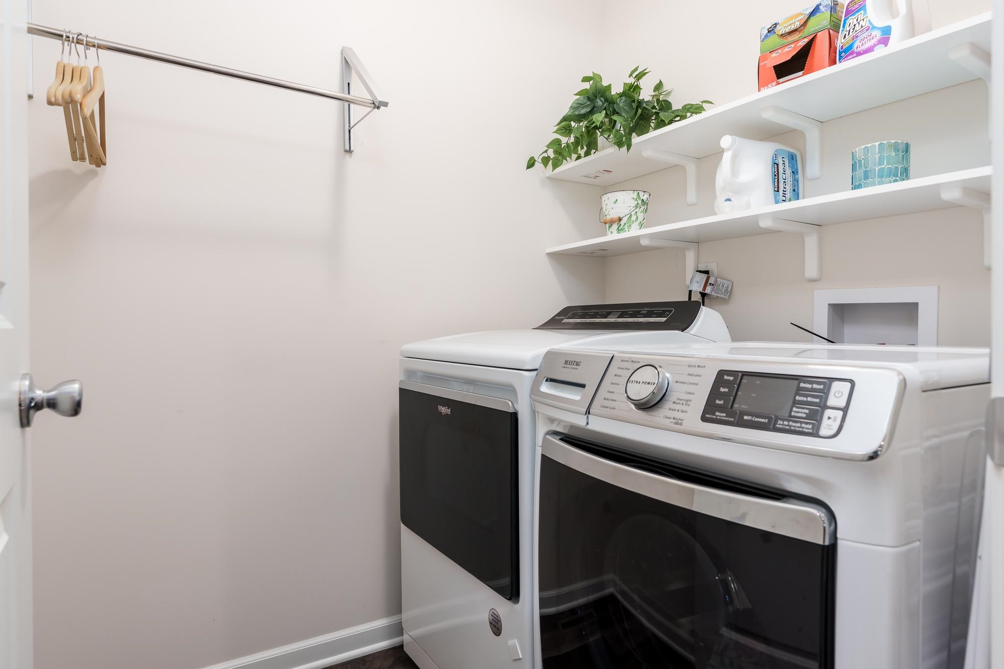 779 Boz Way Belvidere, IL 61008 - Photo 31 of 39 a utility room with dryer and washer