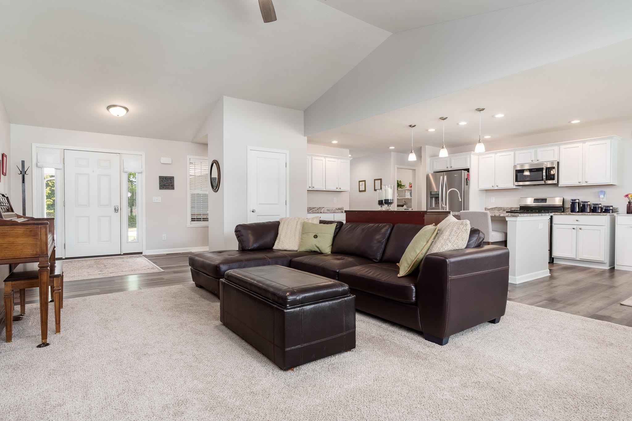 779 Boz Way Belvidere, IL 61008 - Photo 5 of 39