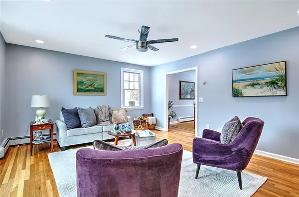 $949,900 | 3 Pinetop Road, Barrington, RI 02806