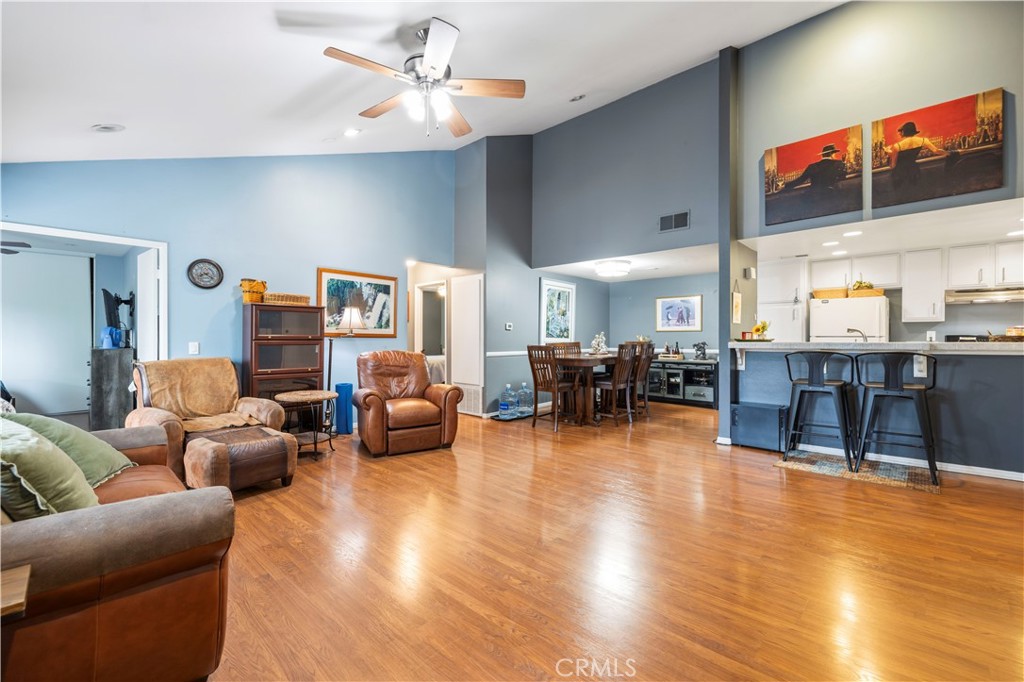 24835 Apple Street, Unit F Newhall, CA 91321 - Photo 7 of 39