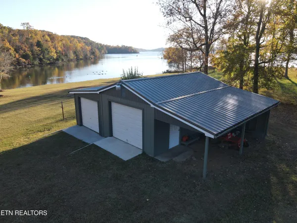 $699,900 | 254 Karen Drive, Spring City, TN 37381