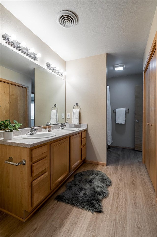 262 South Park Ridge Road North Liberty, IA 52317 - Photo 16 of 22 Gallery Image 16
