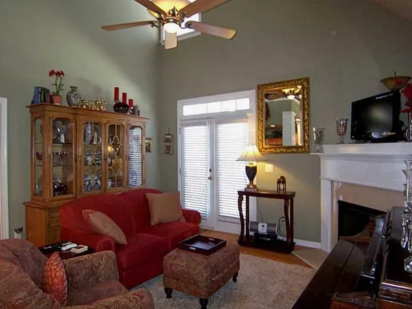 $2,725 | 6128 Prestwood Drive, Johns Creek, GA 30097