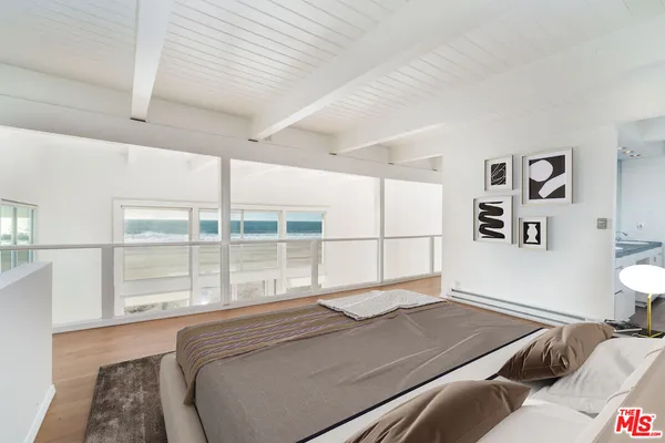 $10,900 | 3711 Ocean Front Walk, Unit 3, Marina del Rey, CA 90292
