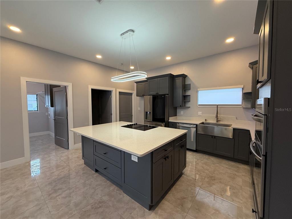 541 West Lake Brantley Road Altamonte Springs, FL 32714 - Photo 2 of 18 Gallery Image 2