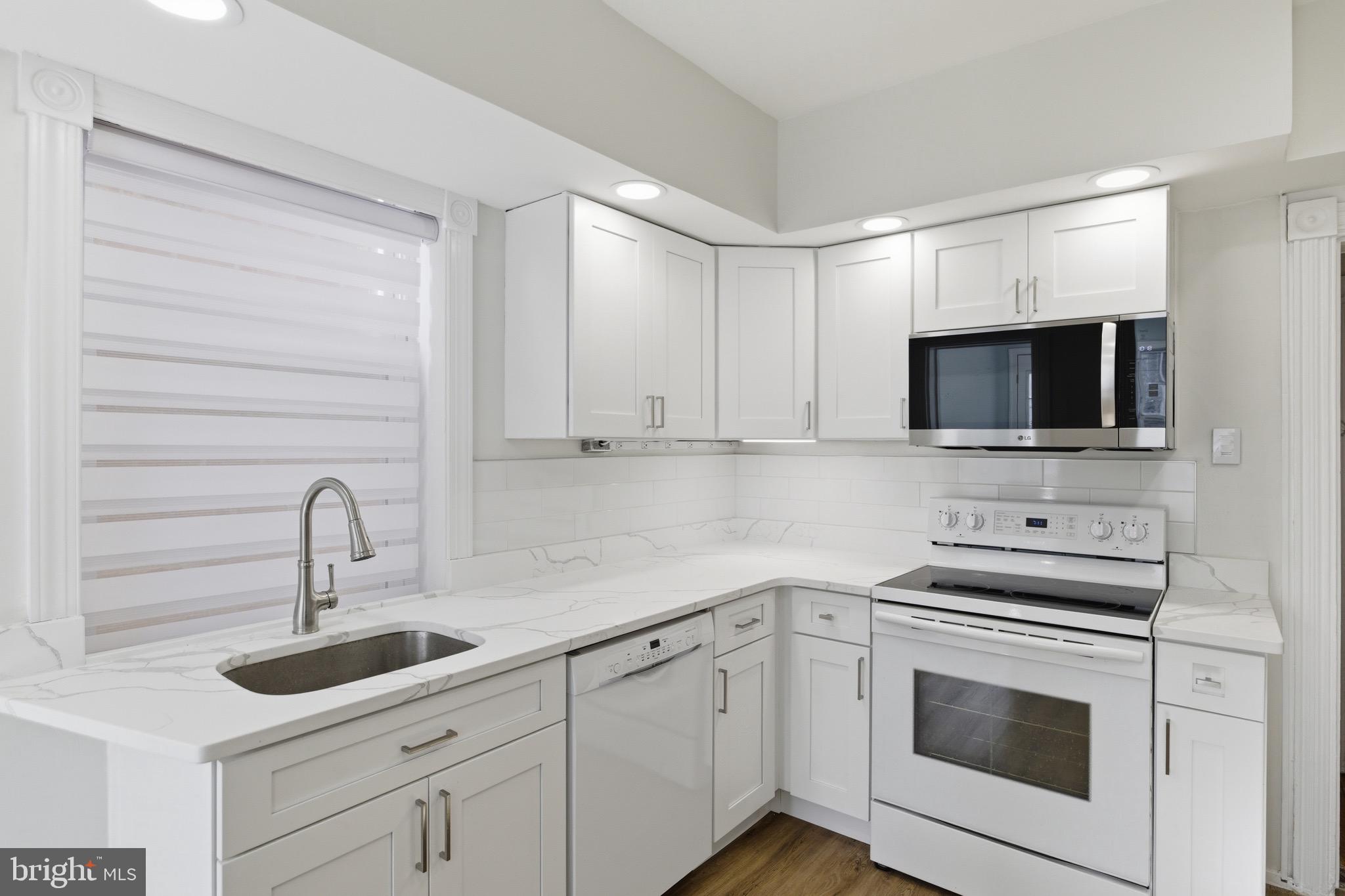 3726 Stanton Street Philadelphia, PA 19129 - Photo 19 of 32