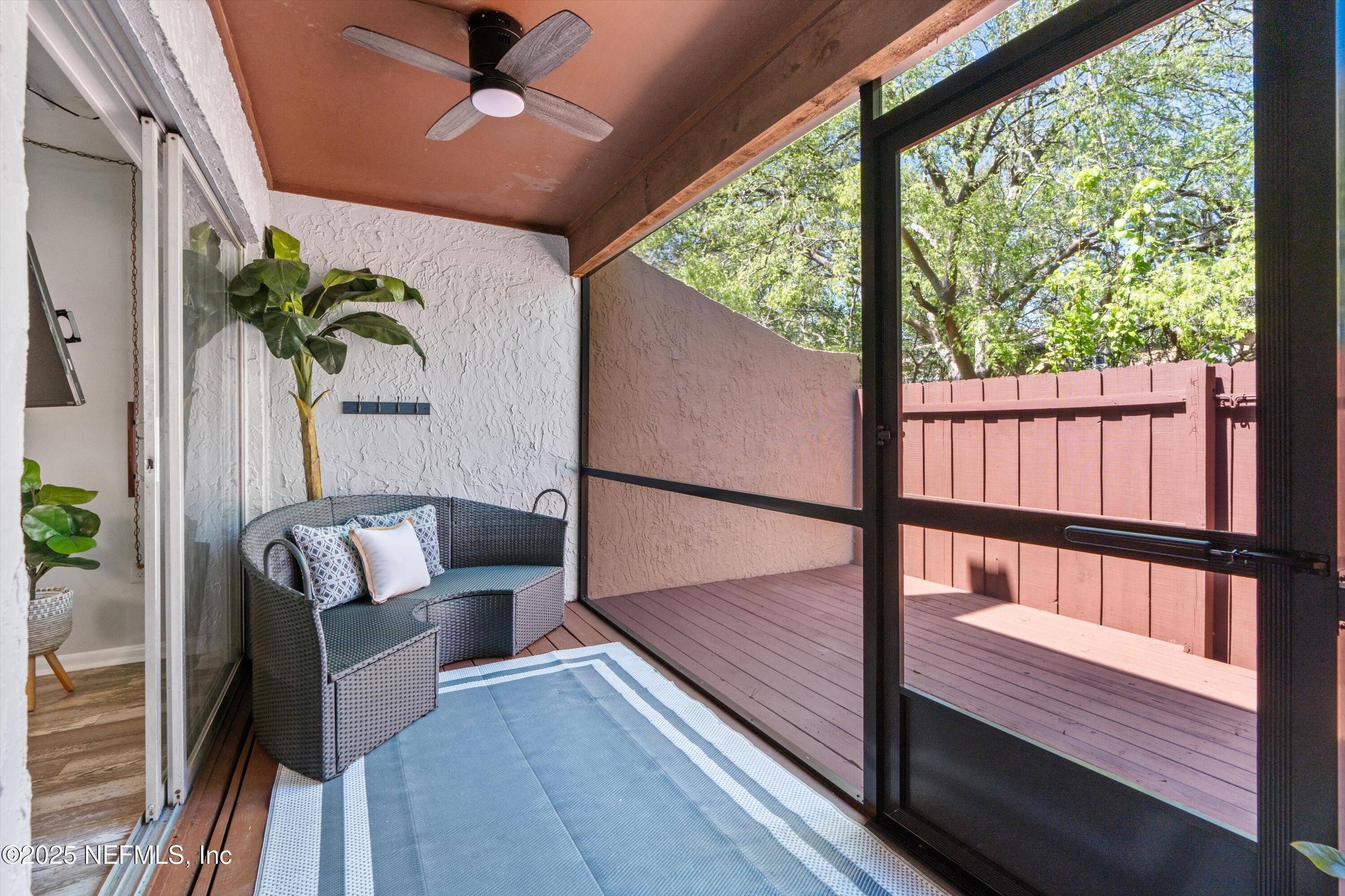 386 Raleigh Road, Unit 15 Jacksonville, FL 32225 - Photo 11 of 33 26-Patio