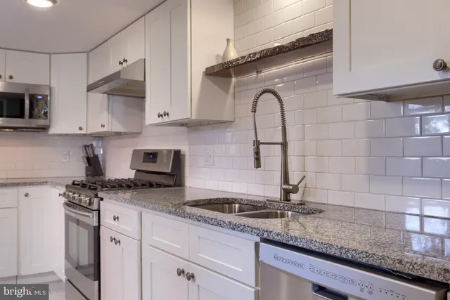 $338,000 | 33 North Mary Street, Lancaster, PA 17603