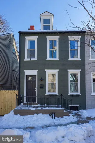 $338,000 | 33 North Mary Street, Lancaster, PA 17603