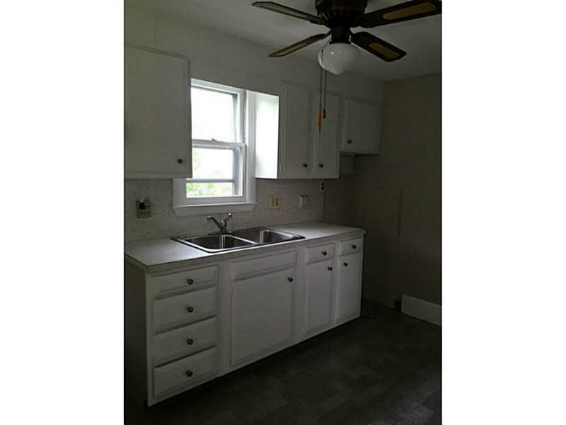 25 Beaton Street Coventry, RI 02816 - Photo 6 of 17 Kitchen.