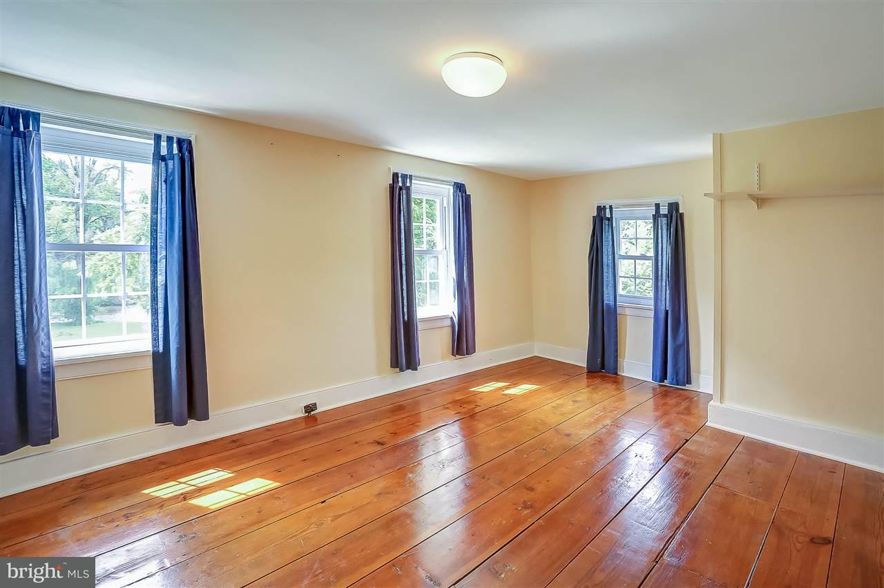 1007 Burnt House Road Carlisle, PA 17015 - Photo 14 of 25 Gallery Image 14