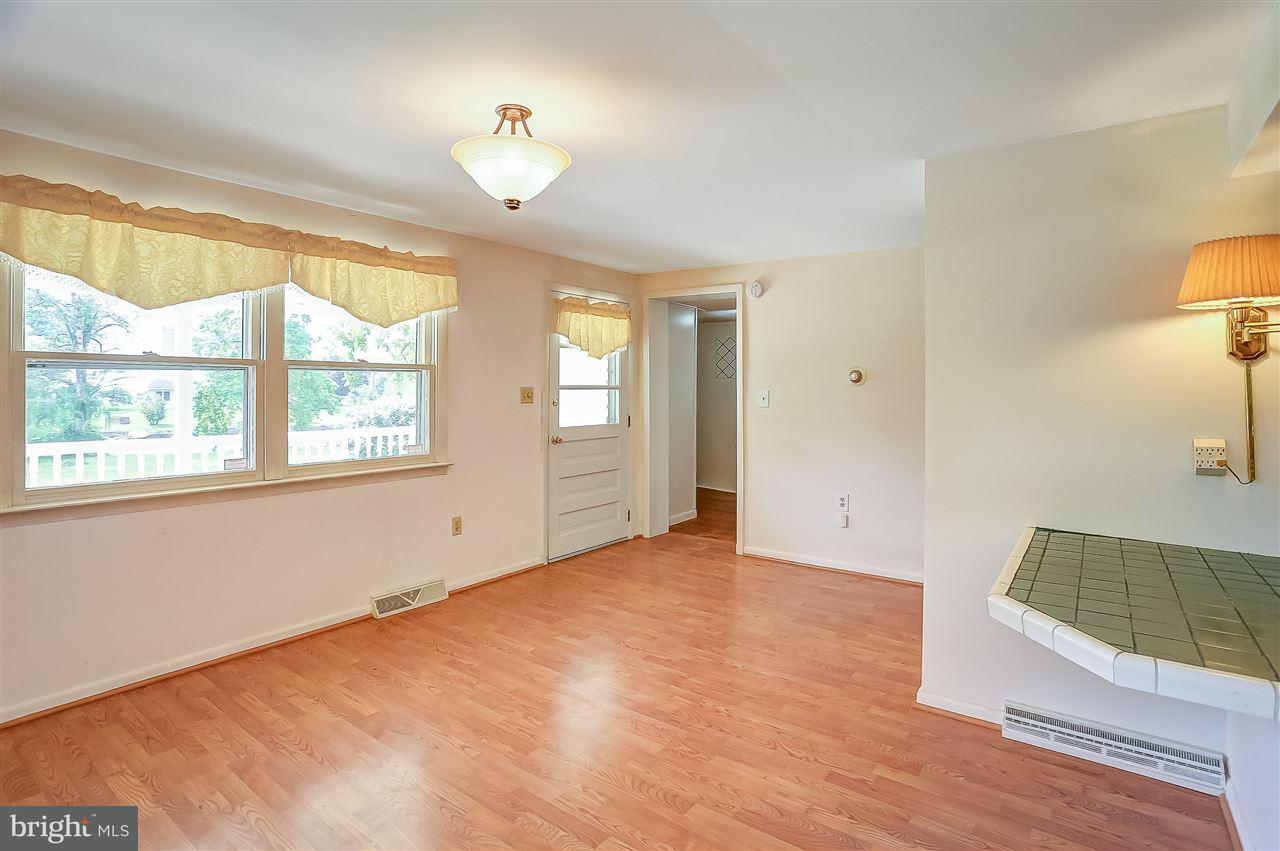 1007 Burnt House Road Carlisle, PA 17015 - Photo 7 of 25 Gallery Image 7