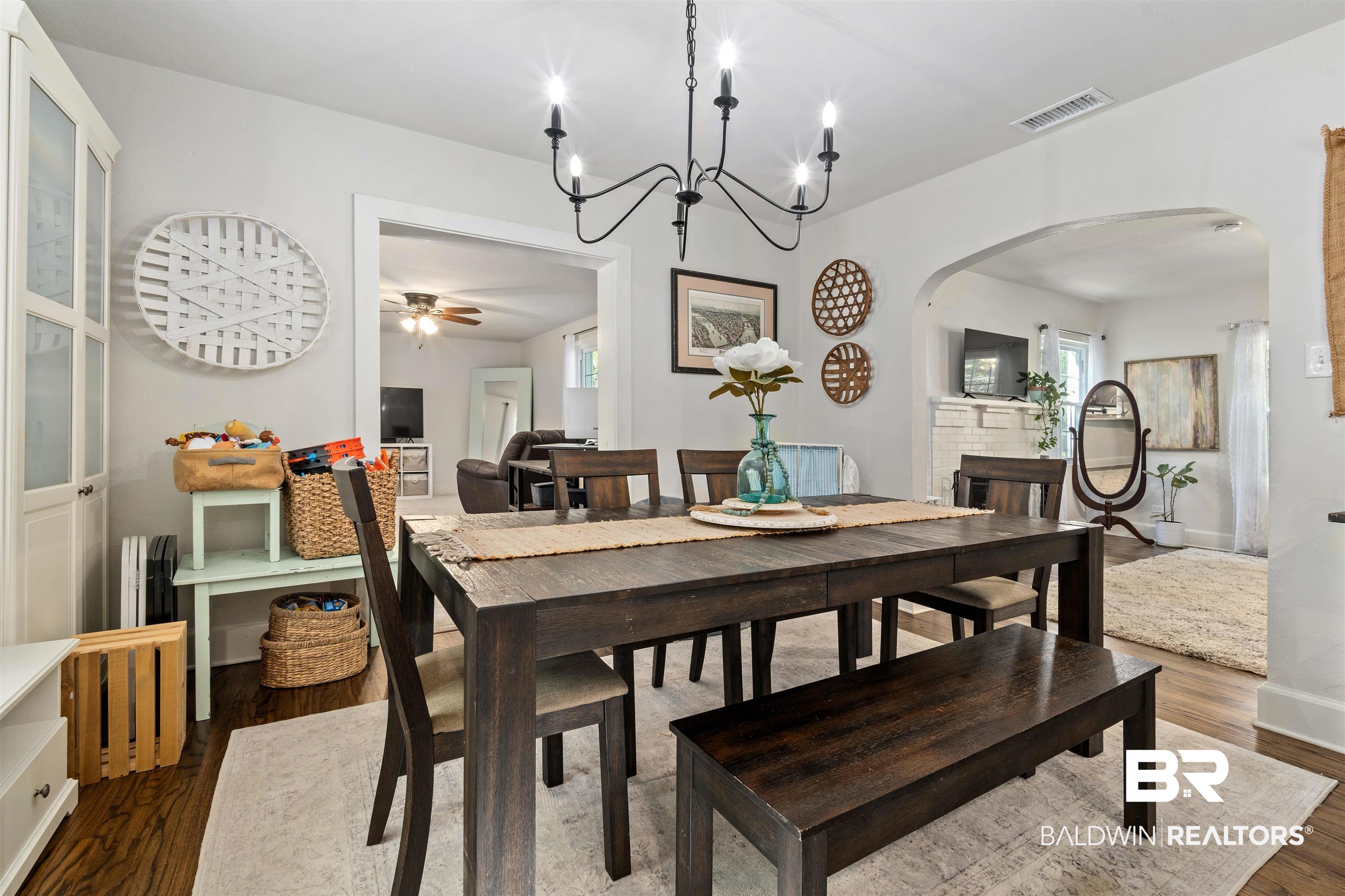 307 Gaines Avenue Mobile, AL 36609 - Photo 11 of 29