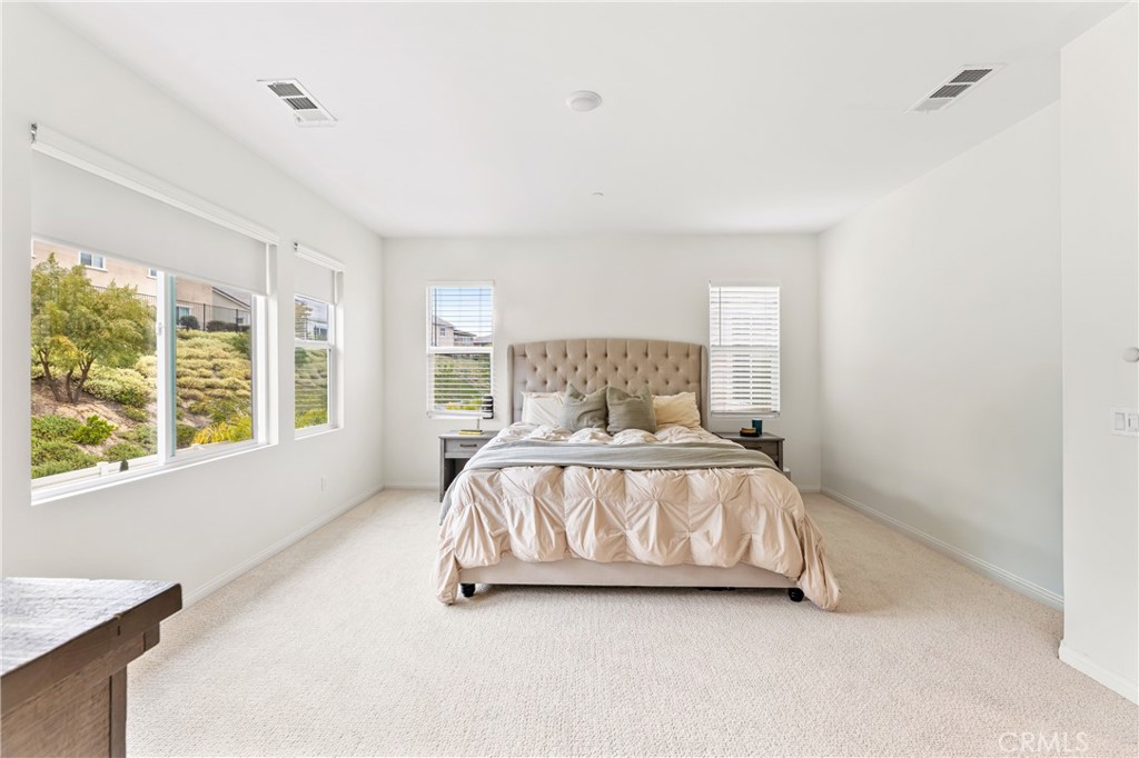 39490 Verbena Way Temecula, CA 92591 - Photo 32 of 70 Primary
