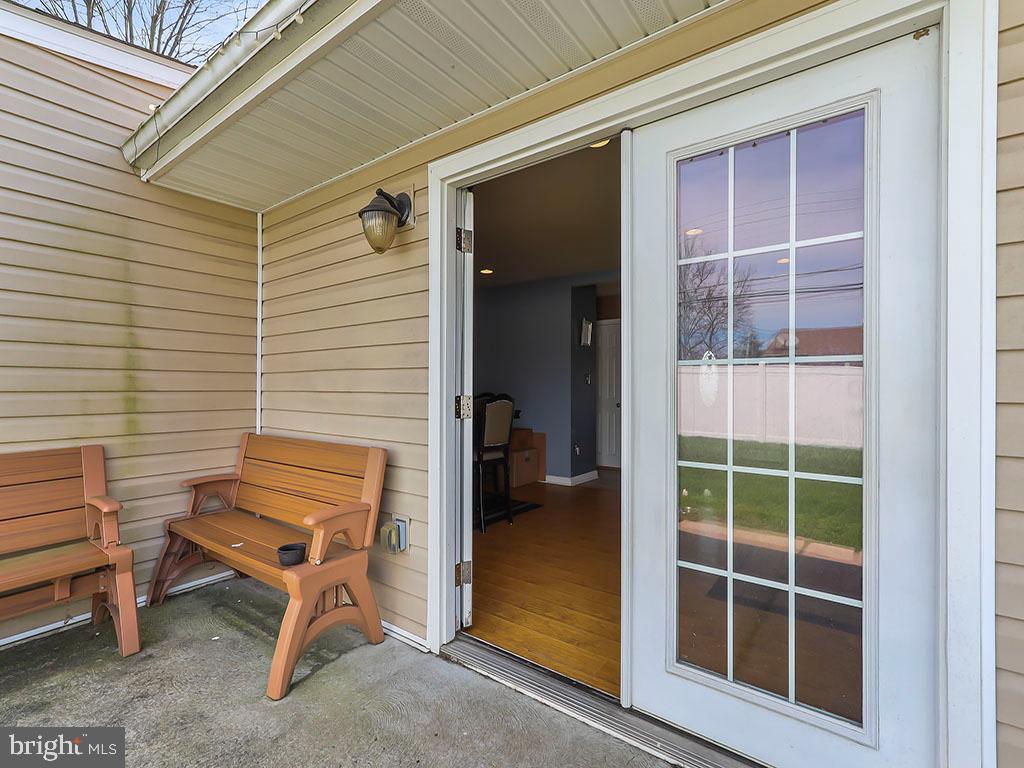 72 Incurve Road Levittown, PA 19057 - Photo 31 of 39 Gallery Image 31