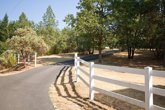 2535 Dowell Road Grants Pass, OR 97527 - Photo 30 of 32 Additional Photo