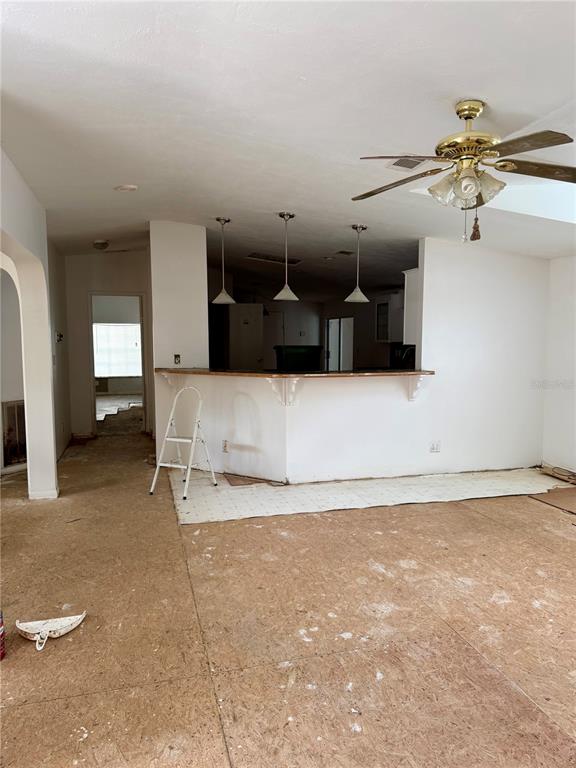 1306 Pelote Cemetery Road Lithia, FL 33547 - Photo 2 of 14 Gallery Image 2