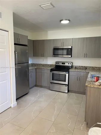 $2,650 | 10229 Southwest 173rd Street, Unit 1, Miami, FL 33157
