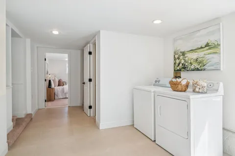 a view of kitchen and washer and dryer